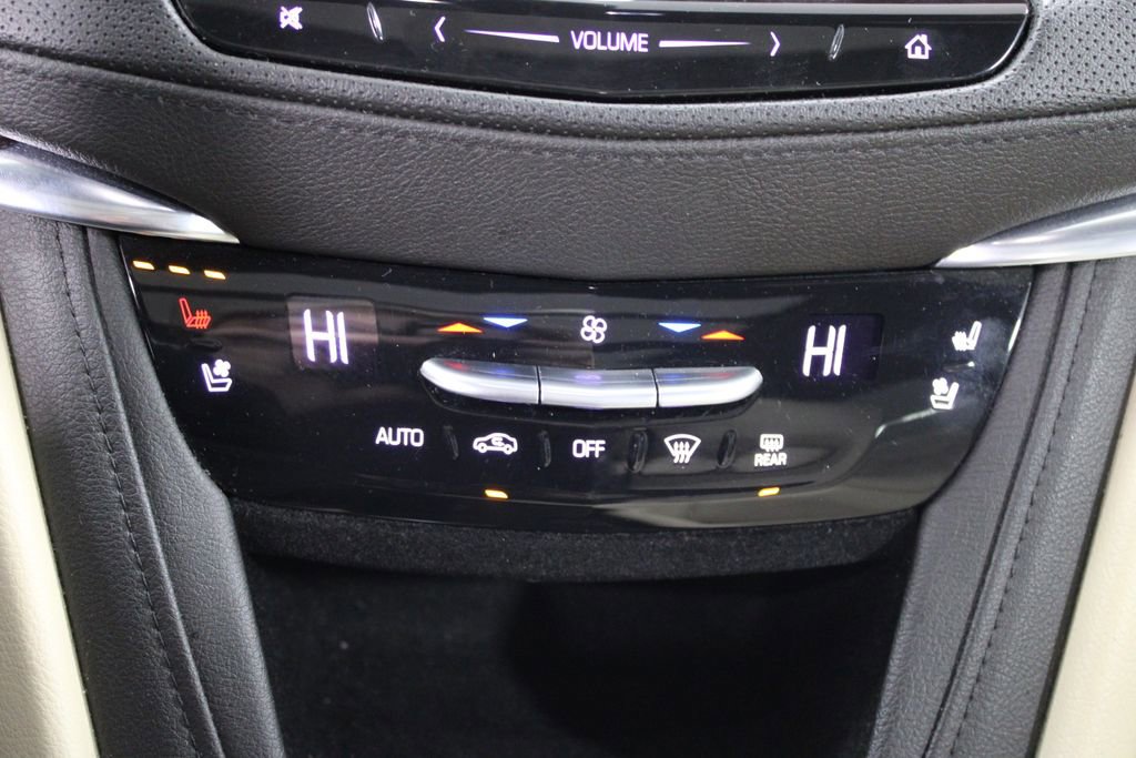 Used 2018 Cadillac XT5 Premium Luxury w/ Driver Assist Package image 46