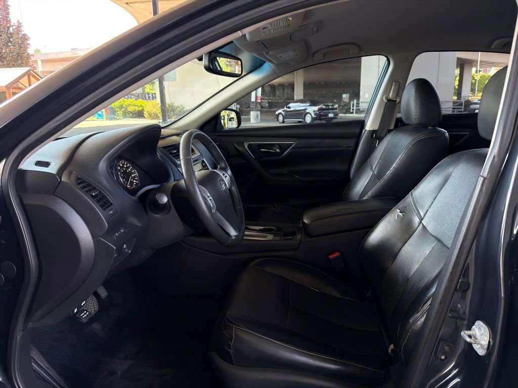 Used 2017 Nissan Altima 2.5 SL FWD image 18