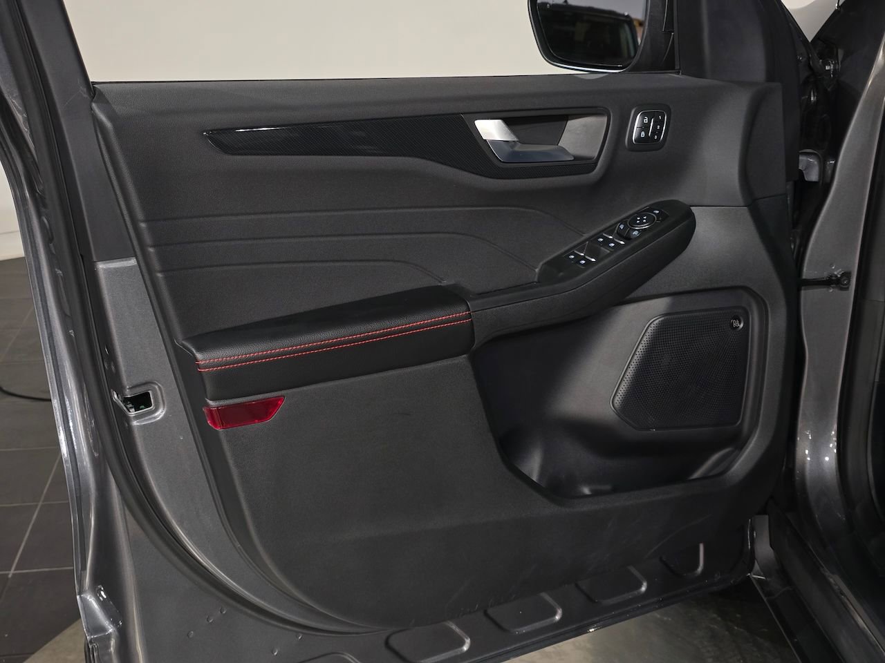 Used 2023 Ford Escape ST-Line Select w/ Tech Pack #2 image 20