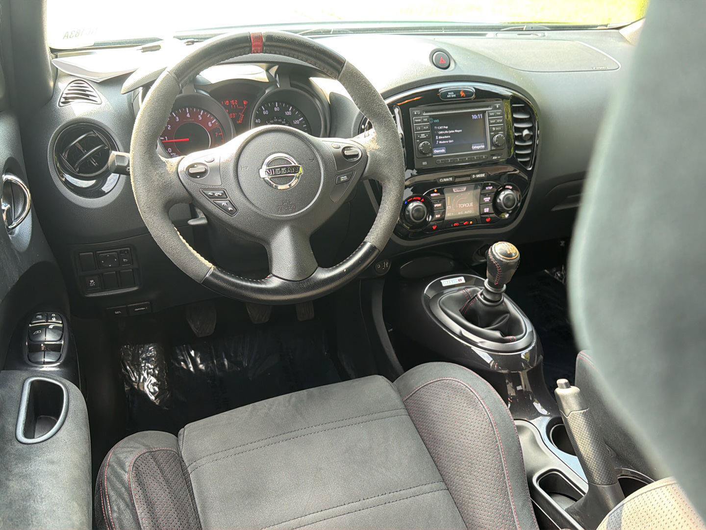 Used 2013 Nissan Juke NISMO FWD image 18