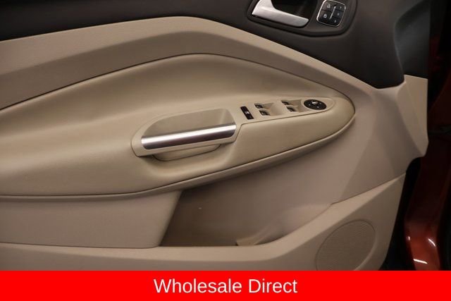 Used 2015 Ford Escape Titanium w/ Equipment Group 301A AWD/4WD image 9