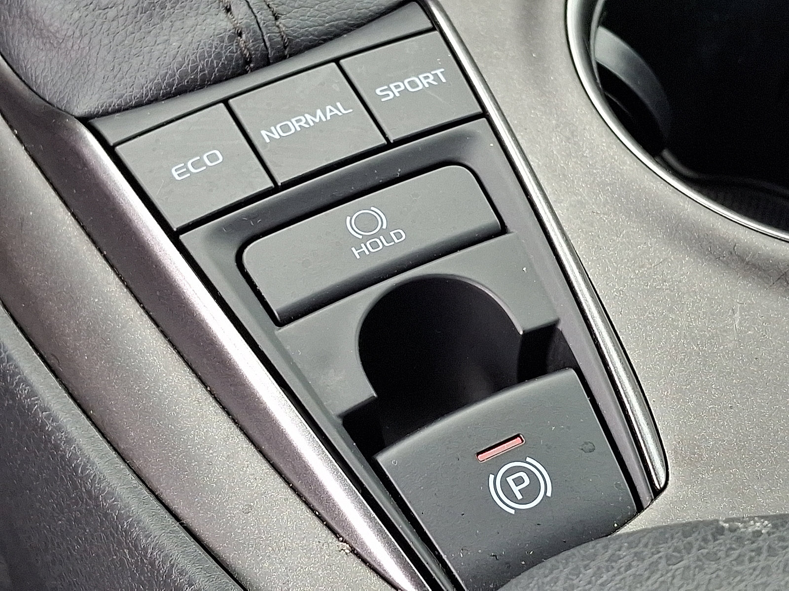 Certified 2024 Toyota Camry SE w/ Cold Weather Package AWD/4WD image 24