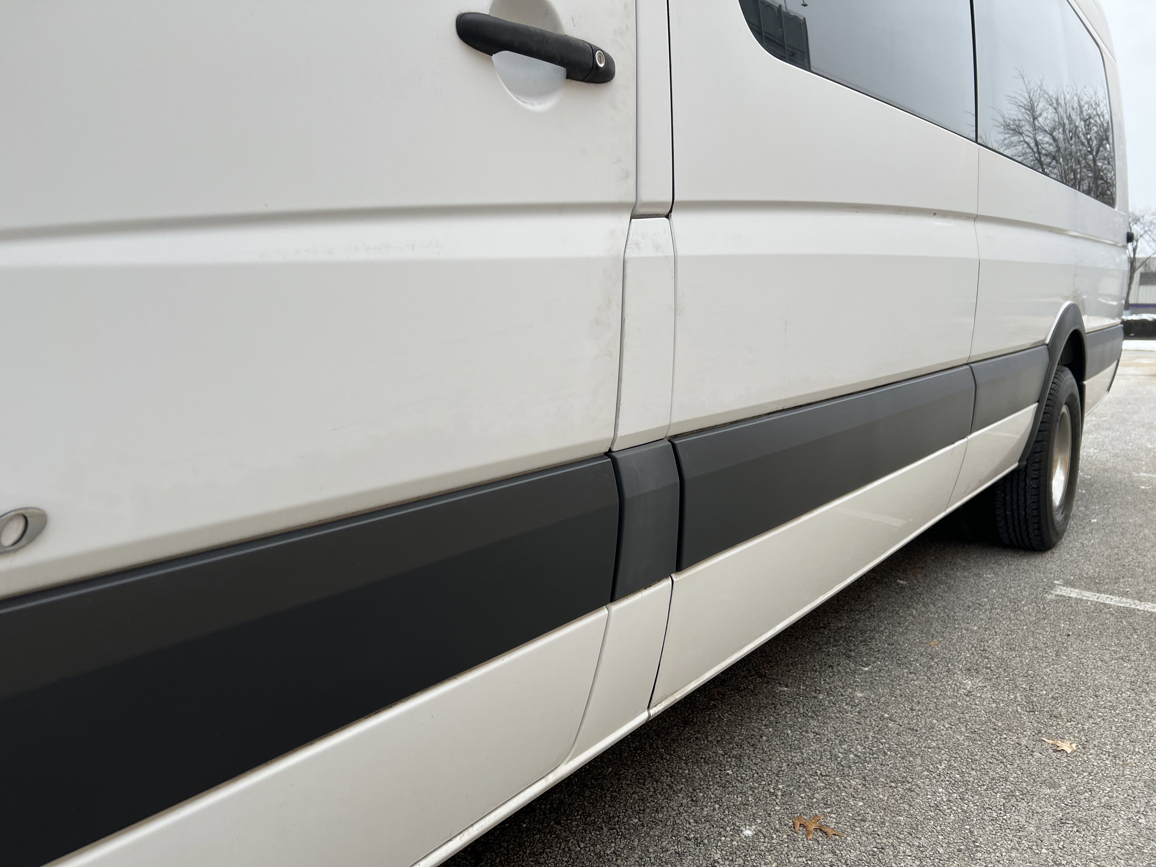 Used 2013 Freightliner Sprinter 3500 image 33