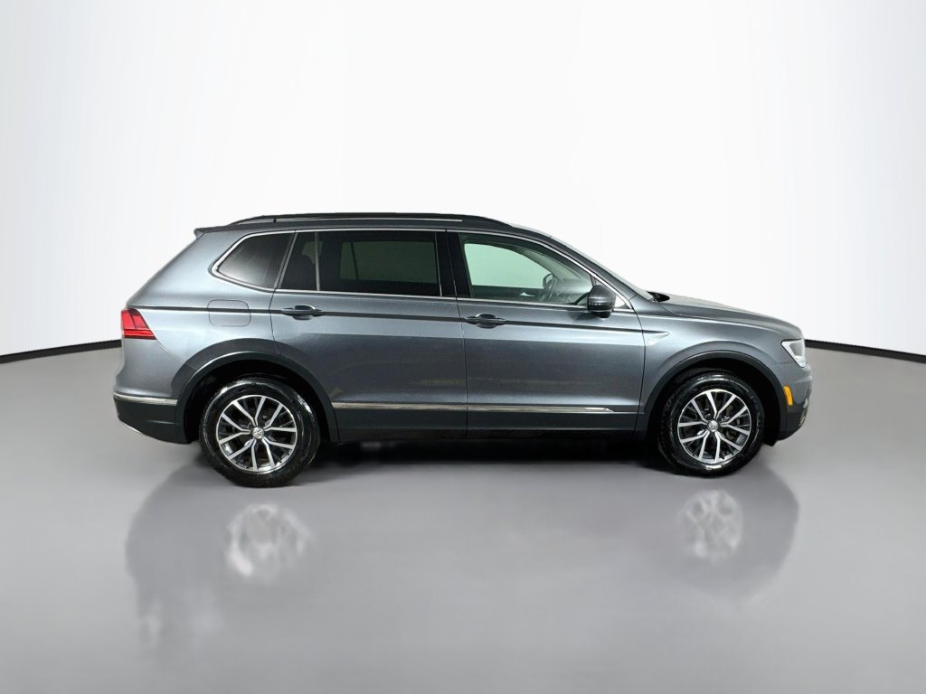 Used 2018 Volkswagen Tiguan SE AWD/4WD image 9