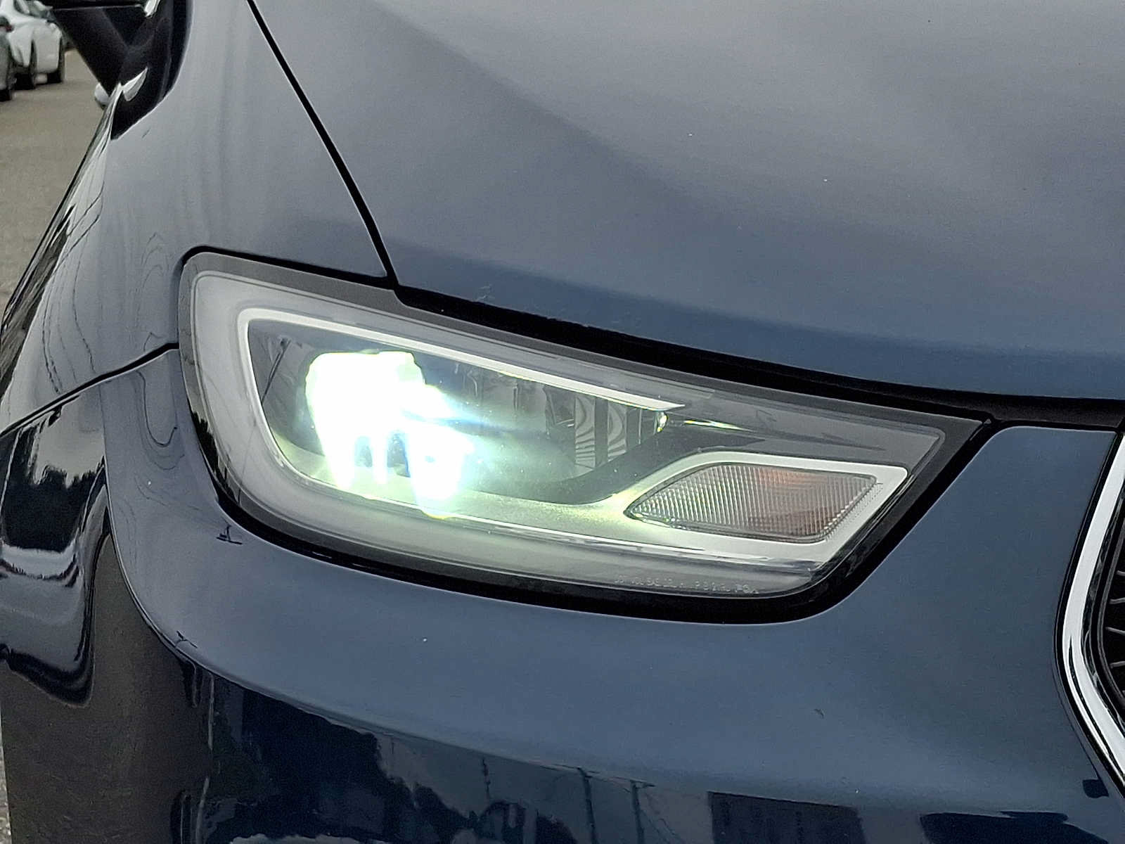 Certified 2023 Chrysler Pacifica Touring-L FWD image 9