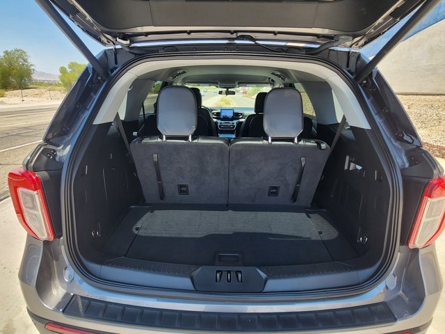 Used 2022 Ford Explorer XLT w/ Equipment Group 202A image 15