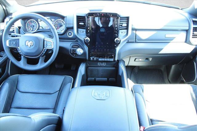Used 2025 RAM 1500 Laramie w/ Sport Appearance Package AWD/4WD image 19