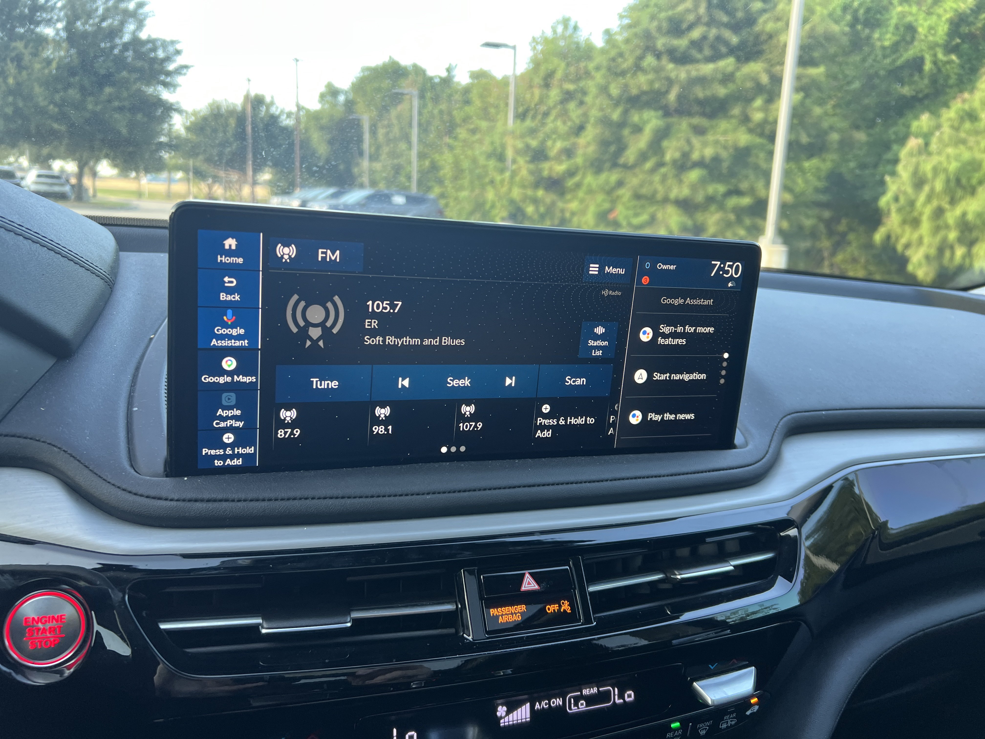 Used 2025 Acura MDX w/ Technology Package FWD image 20
