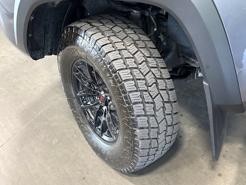 Used 2021 Toyota Tacoma TRD Sport AWD/4WD image 17