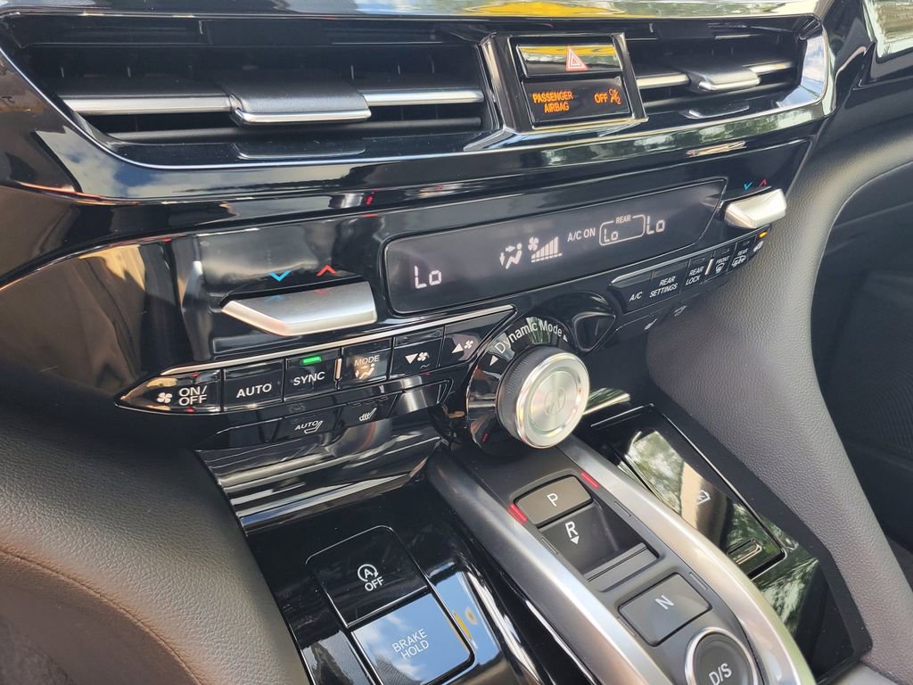 Used 2024 Acura MDX SH-AWD image 30