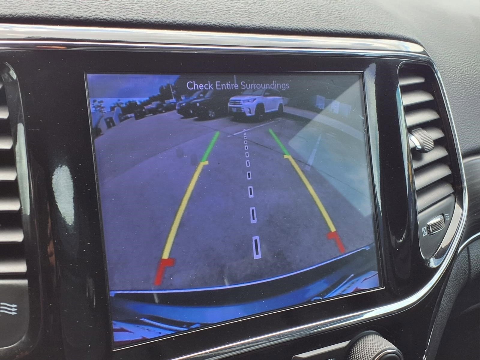Used 2019 Jeep Grand Cherokee Limited RWD image 19