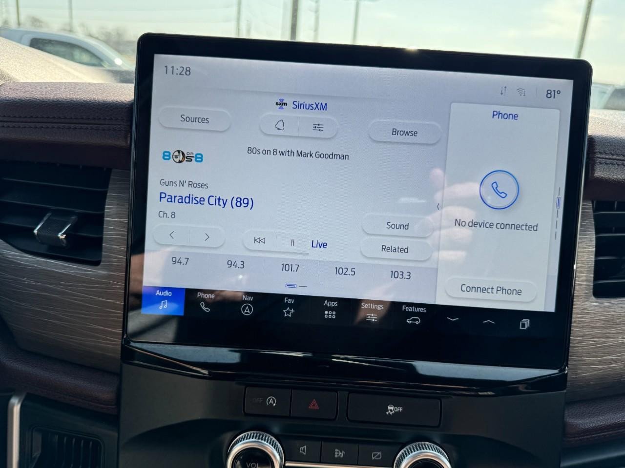 Certified 2024 Ford Expedition Limited image 21