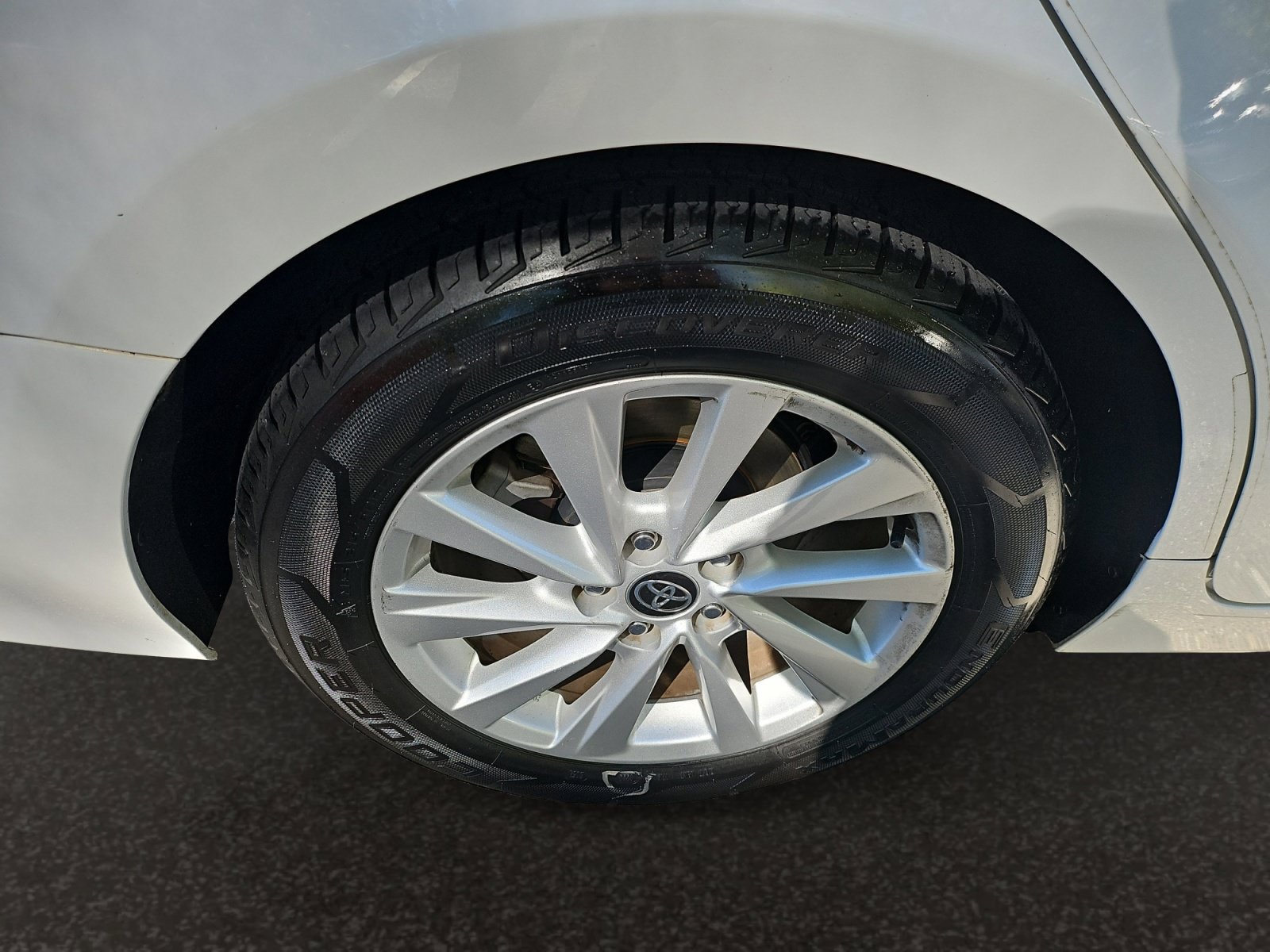 Used 2022 Toyota Camry LE FWD image 41