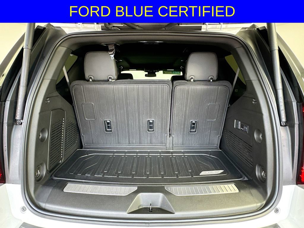 Used 2024 GMC Yukon AT4 w/ Technology Package image 28