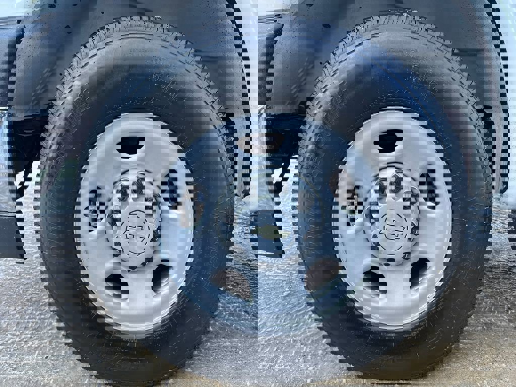 Used 2023 Chevrolet Express 3500 LT w/ LT Preferred Equipment Group image 10