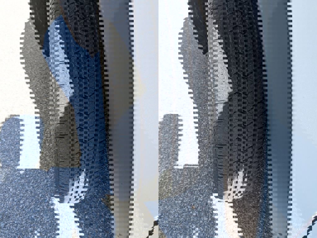 Used 2023 Jeep Compass Latitude image 32