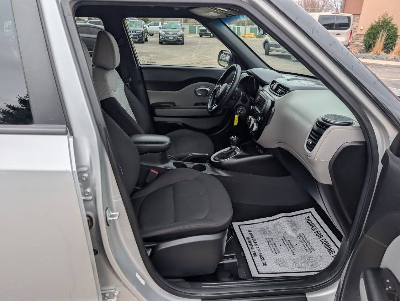 Used 2017 Kia Soul image 11