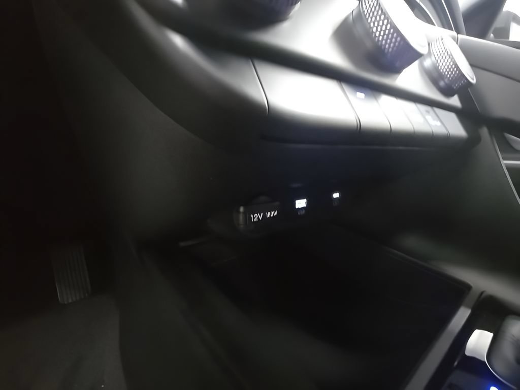 New 2026 Hyundai Elantra SE FWD image 34