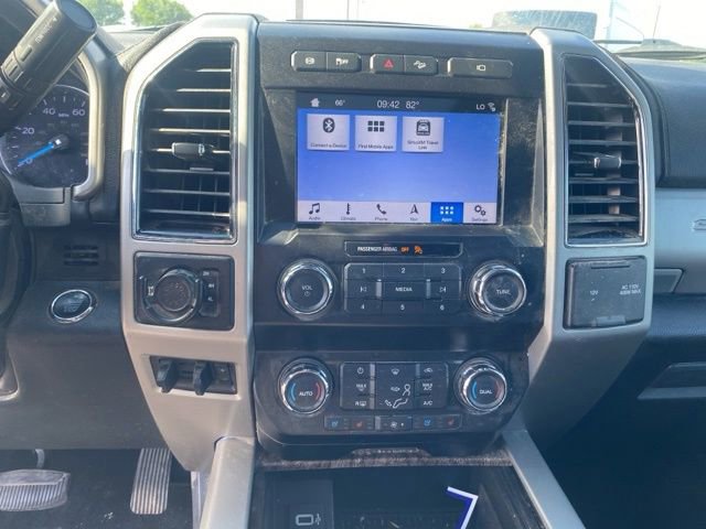 Used 2019 Ford F250 Lariat w/ Lariat Ultimate Package AWD/4WD image 12