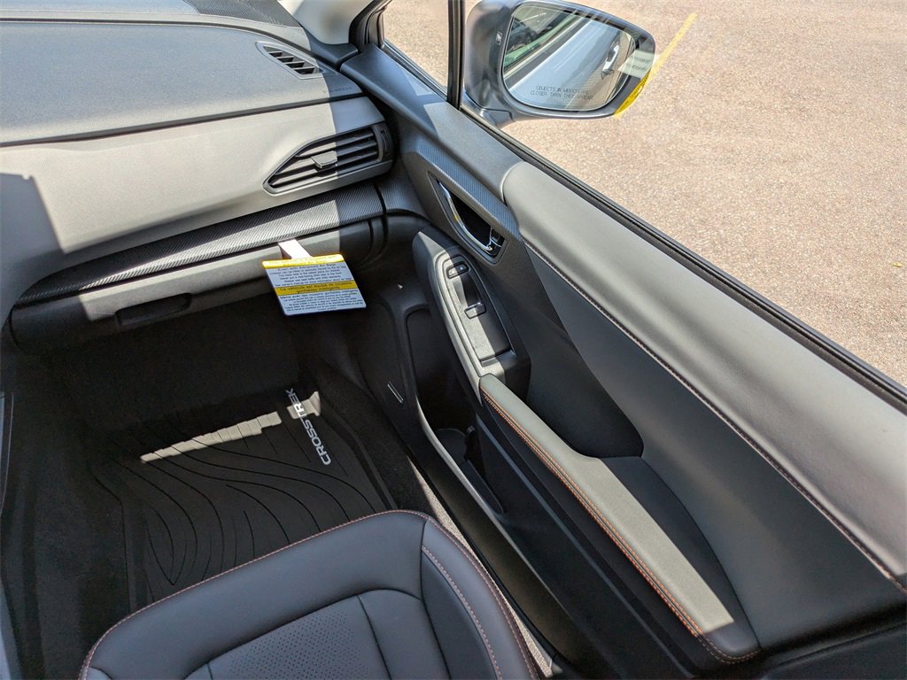 New 2025 Subaru Crosstrek 2.5i Limited w/ Popular Package #3A image 18
