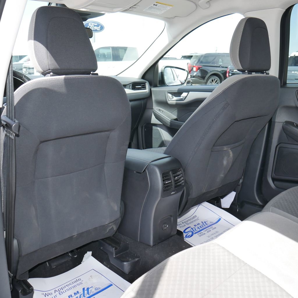 Used 2021 Ford Escape SE w/ Cold Weather Package AWD/4WD image 20