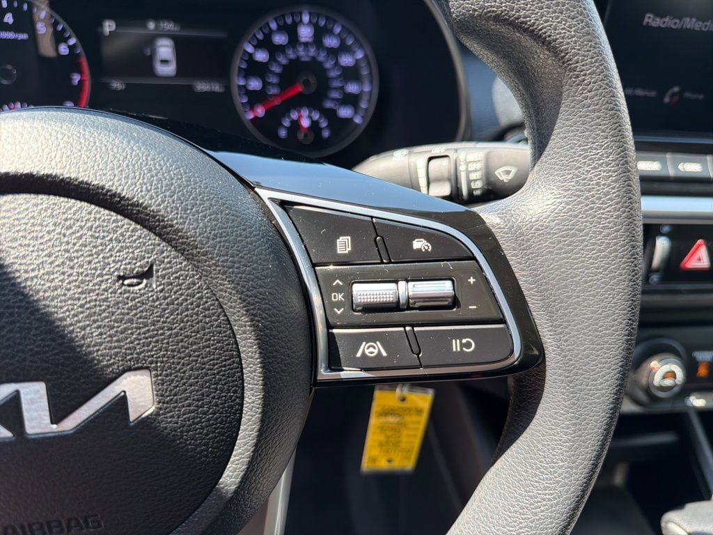 Certified 2023 Kia Forte LXS FWD image 17