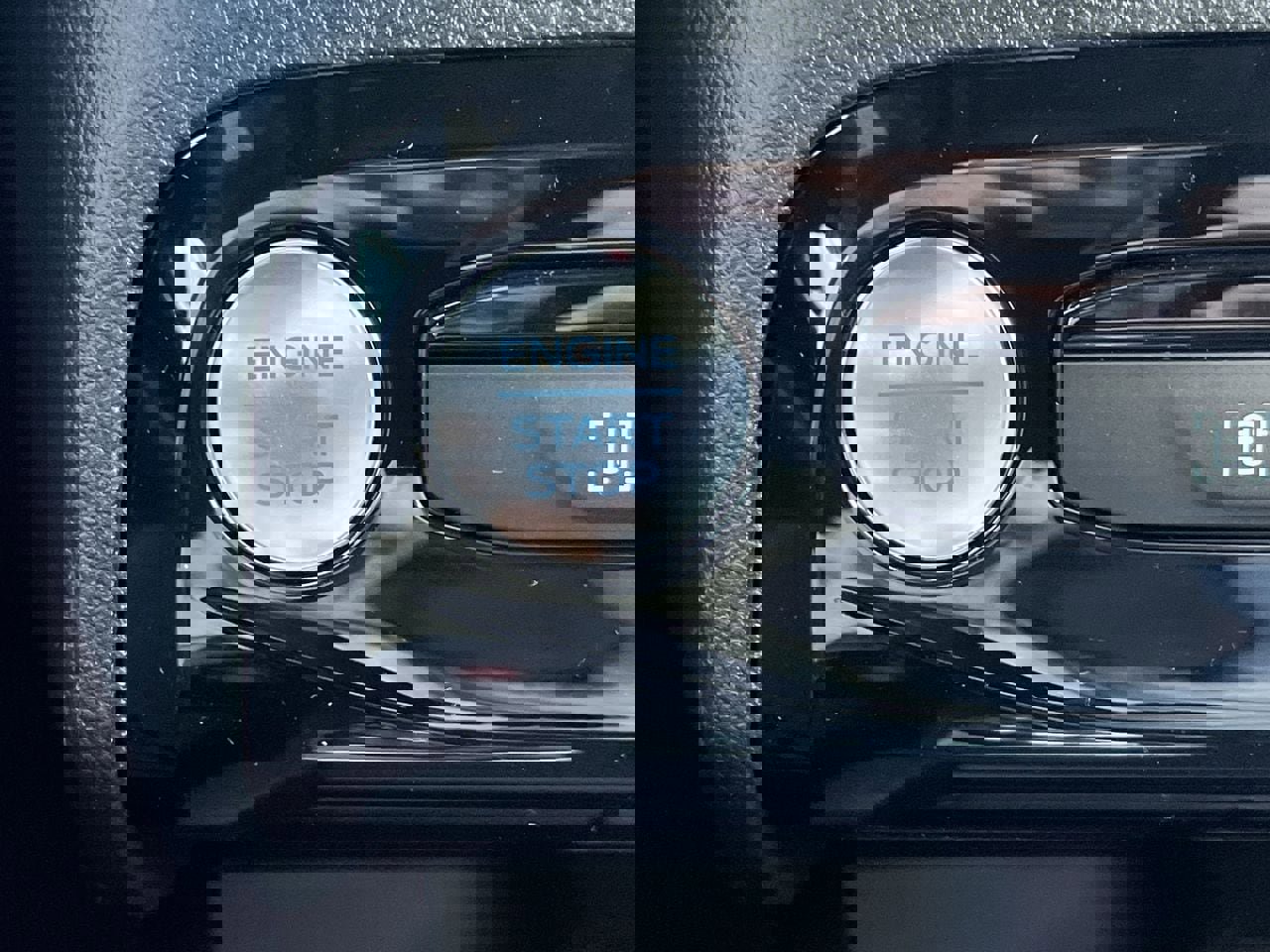 New 2026 Ford Escape ST-Line w/ Tech Pack #1 image 5