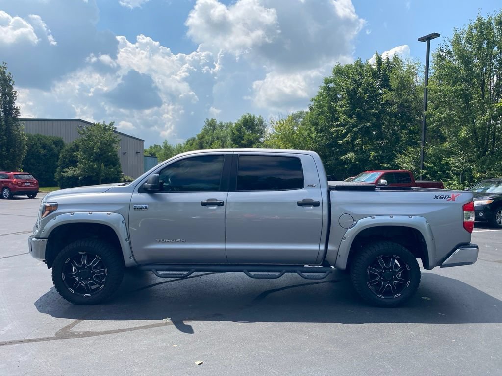 Used 2015 Toyota Tundra SR5 w/ SR5 Upgrade Package AWD/4WD image 4