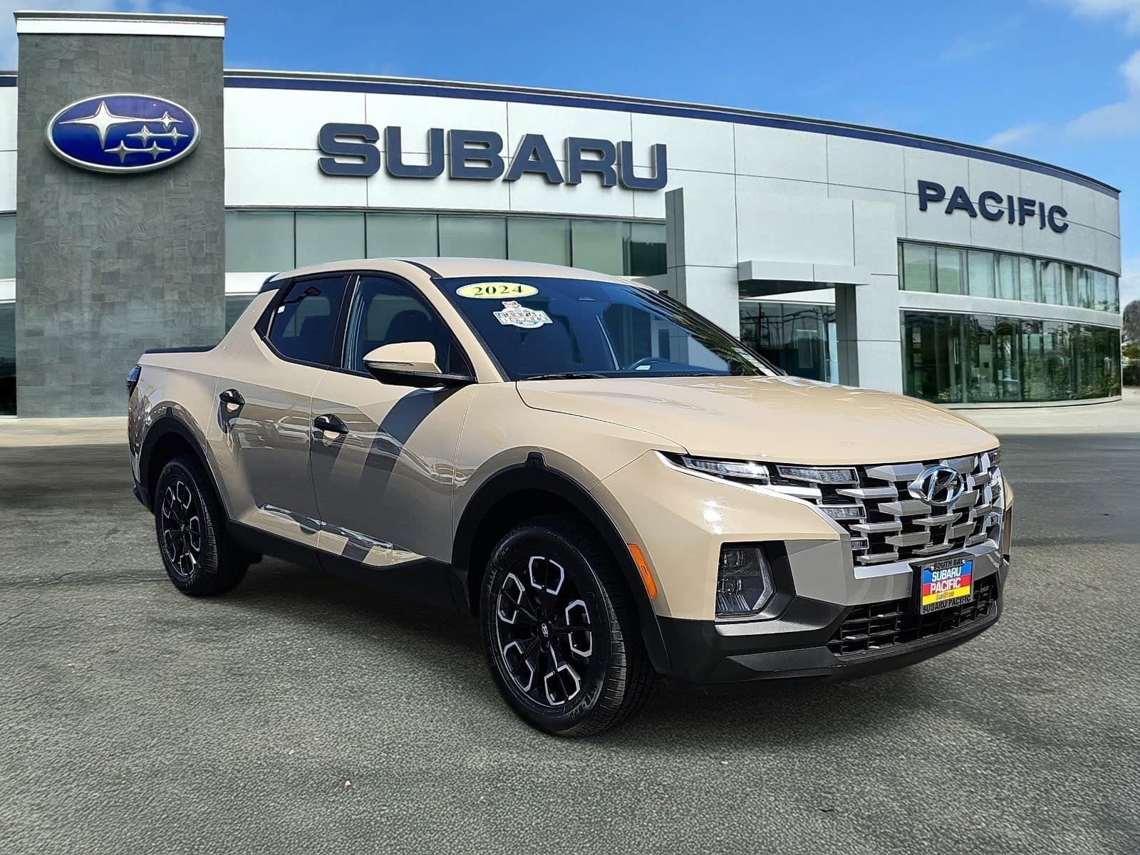 Used 2024 Hyundai Santa Cruz SEL AWD/4WD image 1