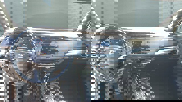 Used 2022 Cadillac XT4 Premium Luxury w/ Enhanced Visibility Package image 21