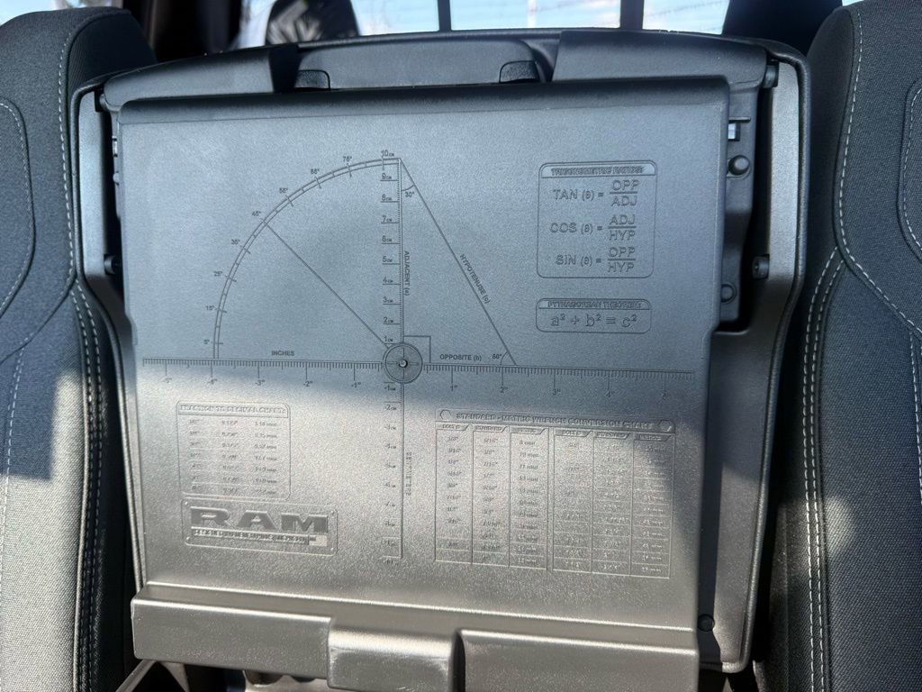 New 2026 RAM 1500 4x4 Crew Cab image 43