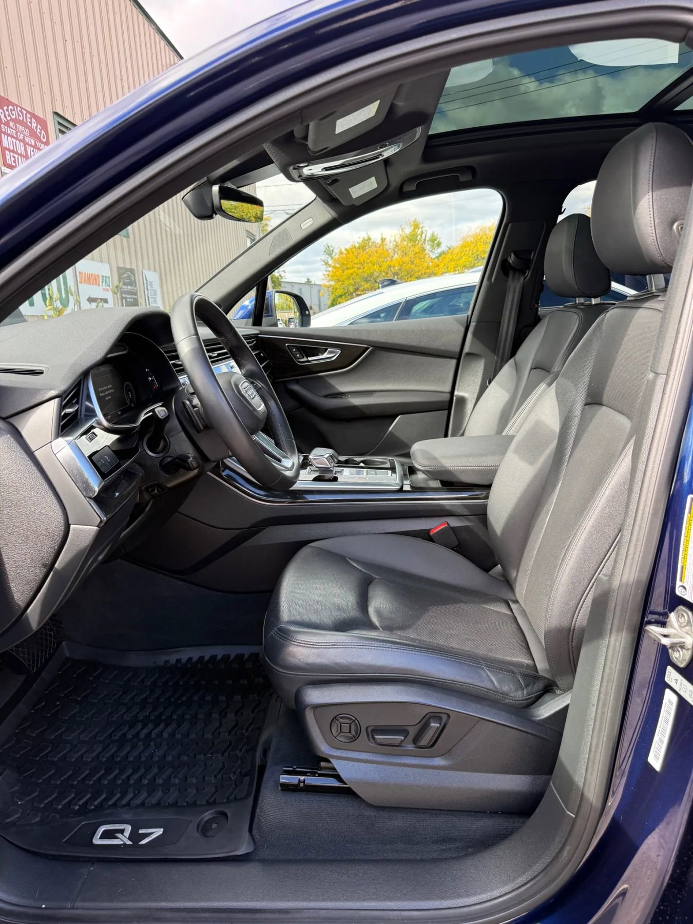 Used 2022 Audi Q7 2.0T Premium Plus w/ Premium Plus Package image 12