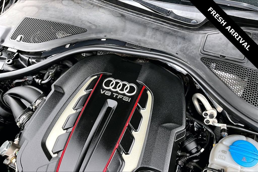 Used 2016 Audi S6 Prestige w/ Prestige Package image 30