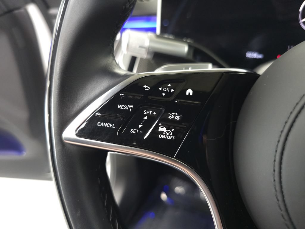 Used 2025 Mercedes-Benz S 580e 4MATIC Sedan image 11