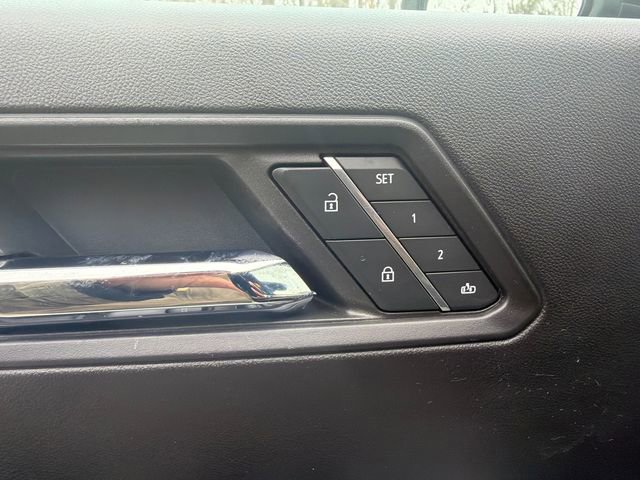 Used 2023 GMC Canyon AT4X image 25