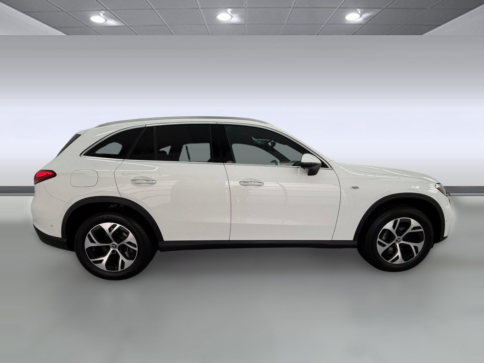 Certified 2025 Mercedes-Benz GLC 350e 4MATIC image 7
