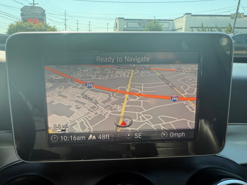 Used 2018 Mercedes-Benz C 300 4MATIC Sedan image 18