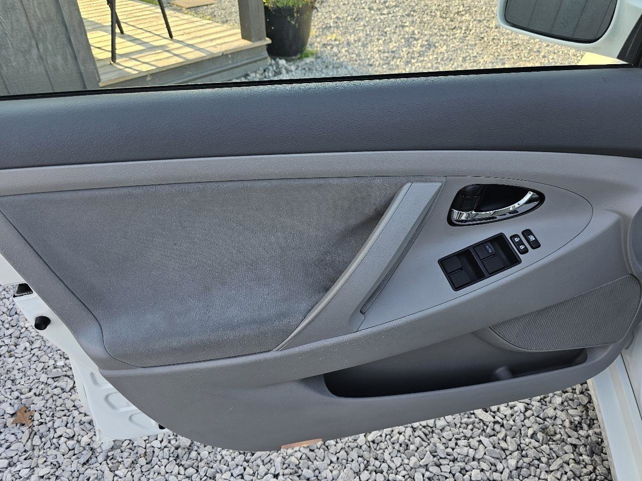 Used 2007 Toyota Camry LE image 17