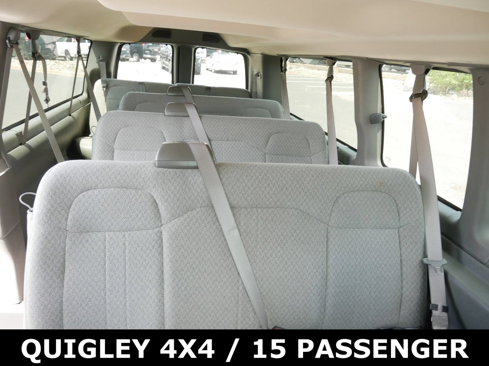 Used 2024 Chevrolet Express 3500 LT w/ LT Preferred Equipment Group RWD image 12