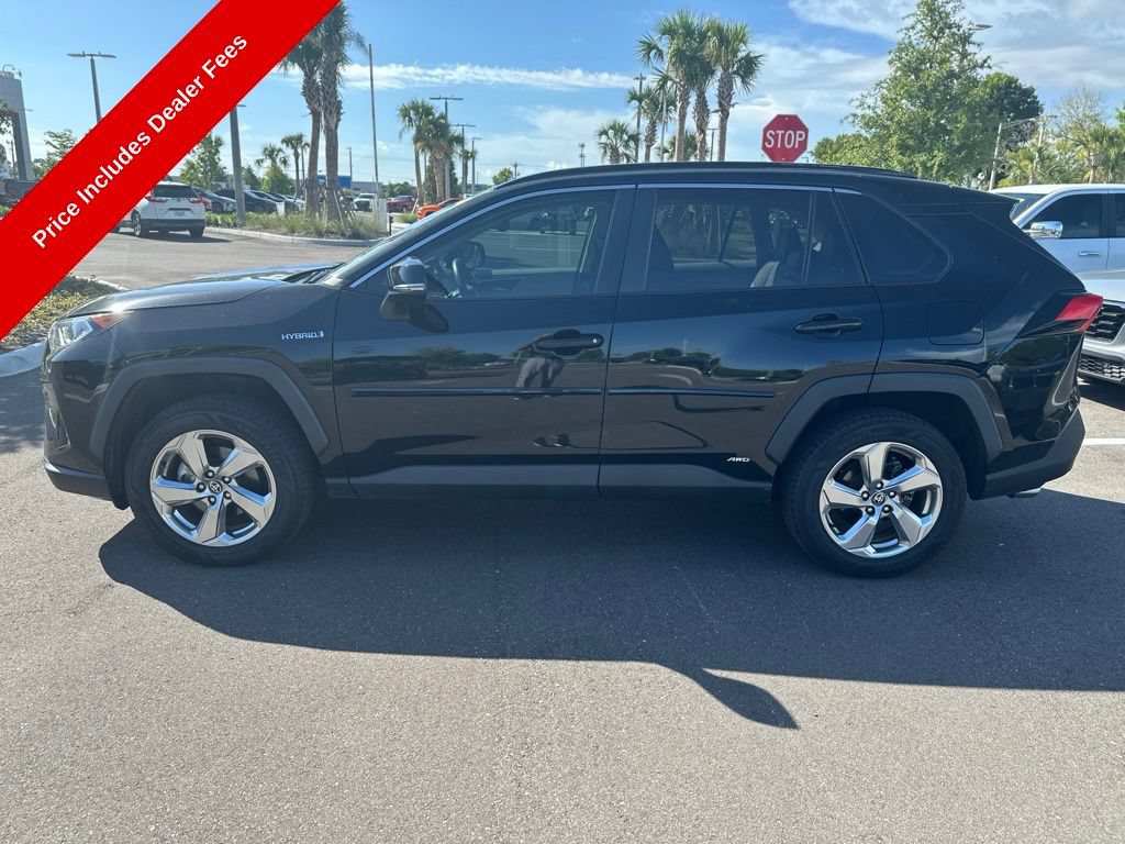 Used 2021 Toyota RAV4 XLE Premium AWD/4WD image 2