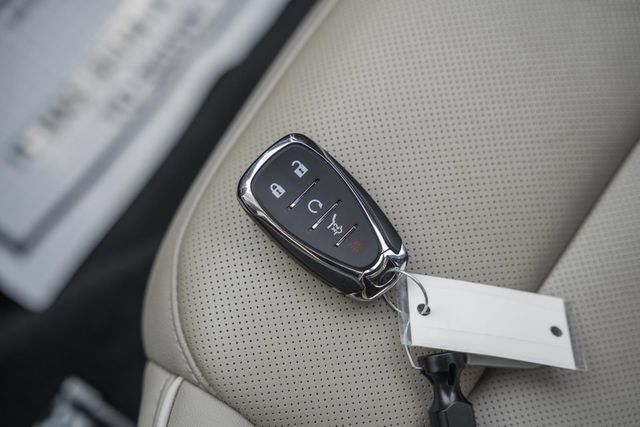 Used 2023 Chevrolet Traverse Premier AWD/4WD image 57