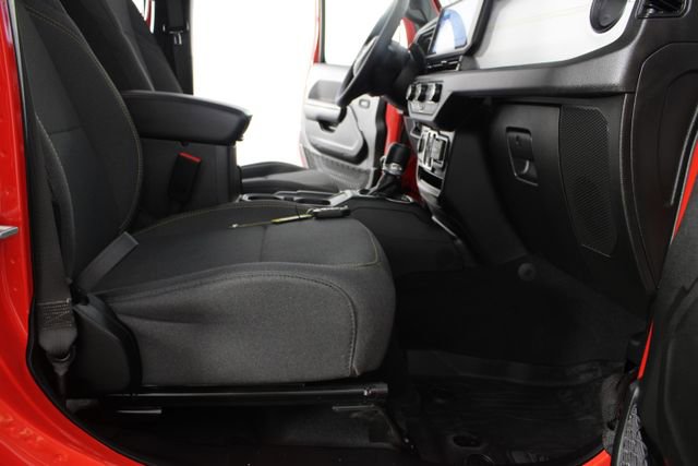 Used 2024 Jeep Gladiator Sport image 19