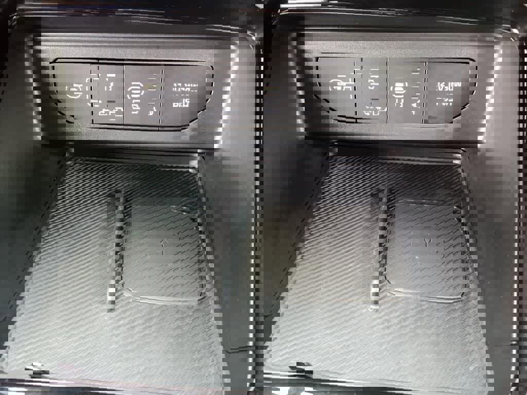 Used 2025 Kia K5 GT-Line image 23