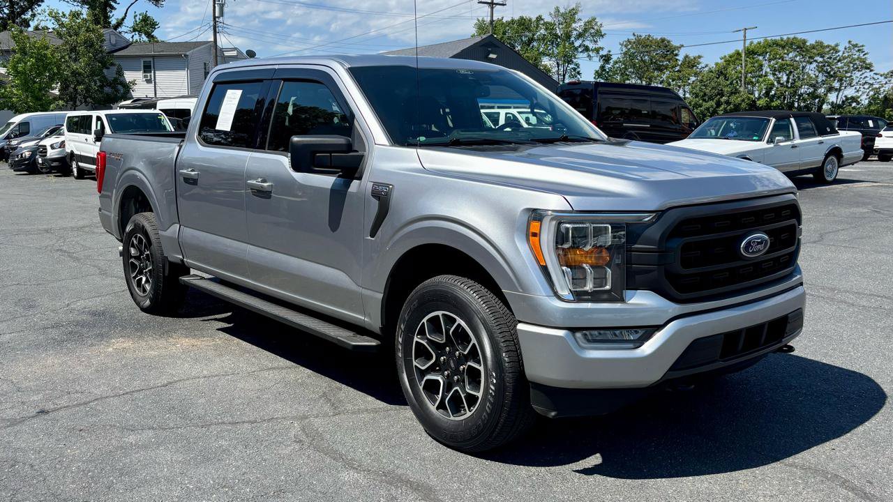 Used 2021 Ford F150 XLT w/ Equipment Group 302A High AWD/4WD image 4