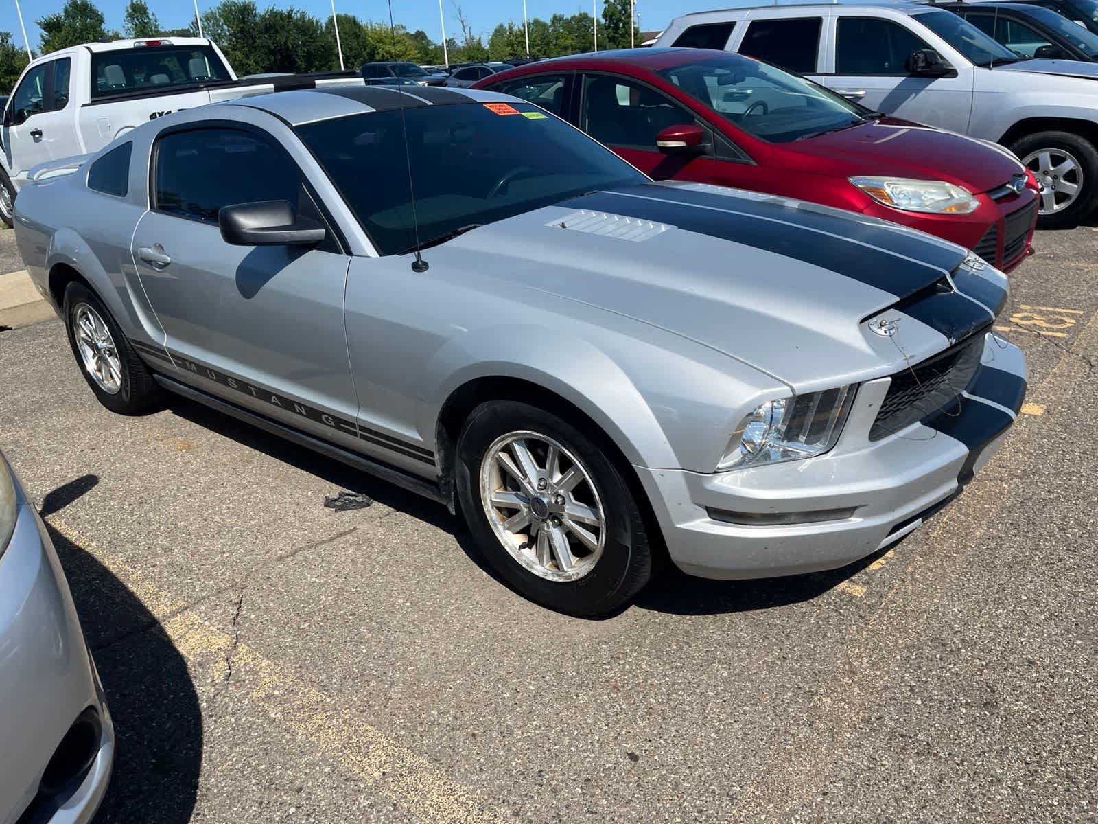 Used 2006 Ford Mustang Coupe RWD image 18