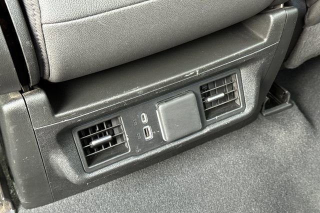 Used 2024 GMC Sierra 1500 SLT AWD/4WD image 44