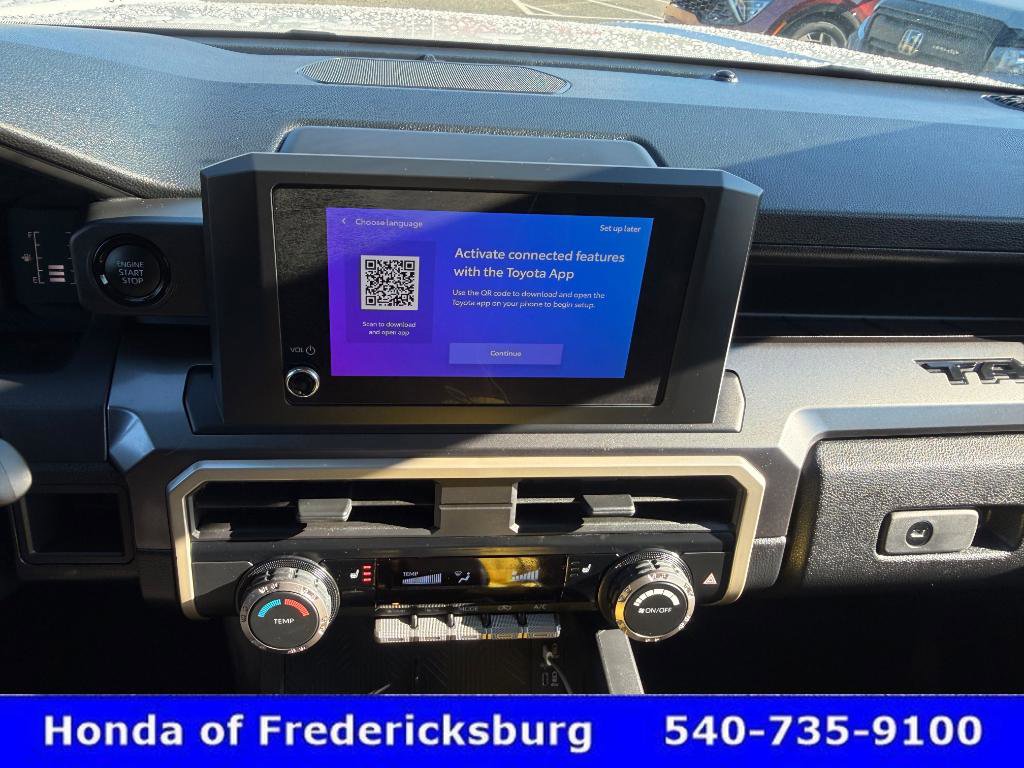 Used 2025 Toyota Tacoma SR5 image 12