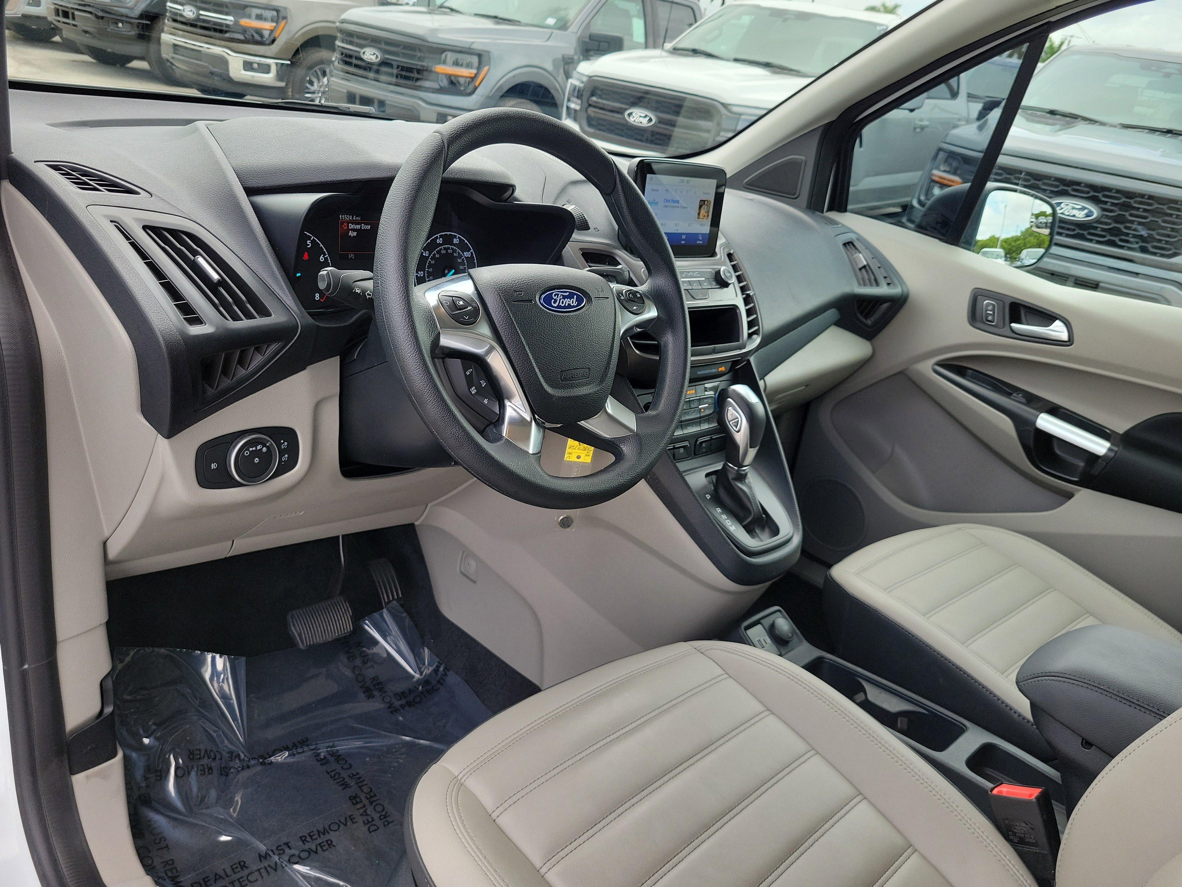 Used 2023 Ford Transit Connect XLT FWD image 9