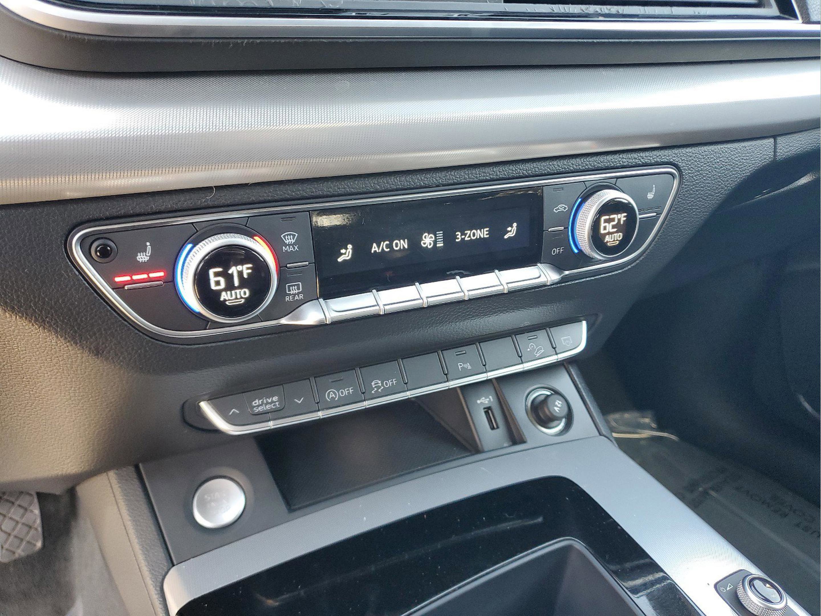 Used 2025 Audi Q5 2.0T Premium image 23