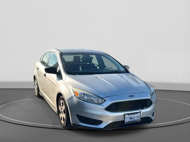 Used 2015 Ford Focus S image 3